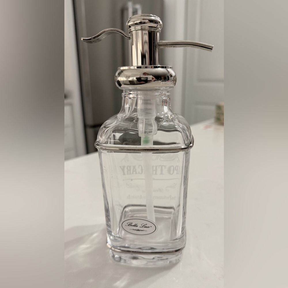 Dr. Gnadendorff Apothecary Clear Glass Soap Dispenser with Silver Pump - Picture 4 of 5